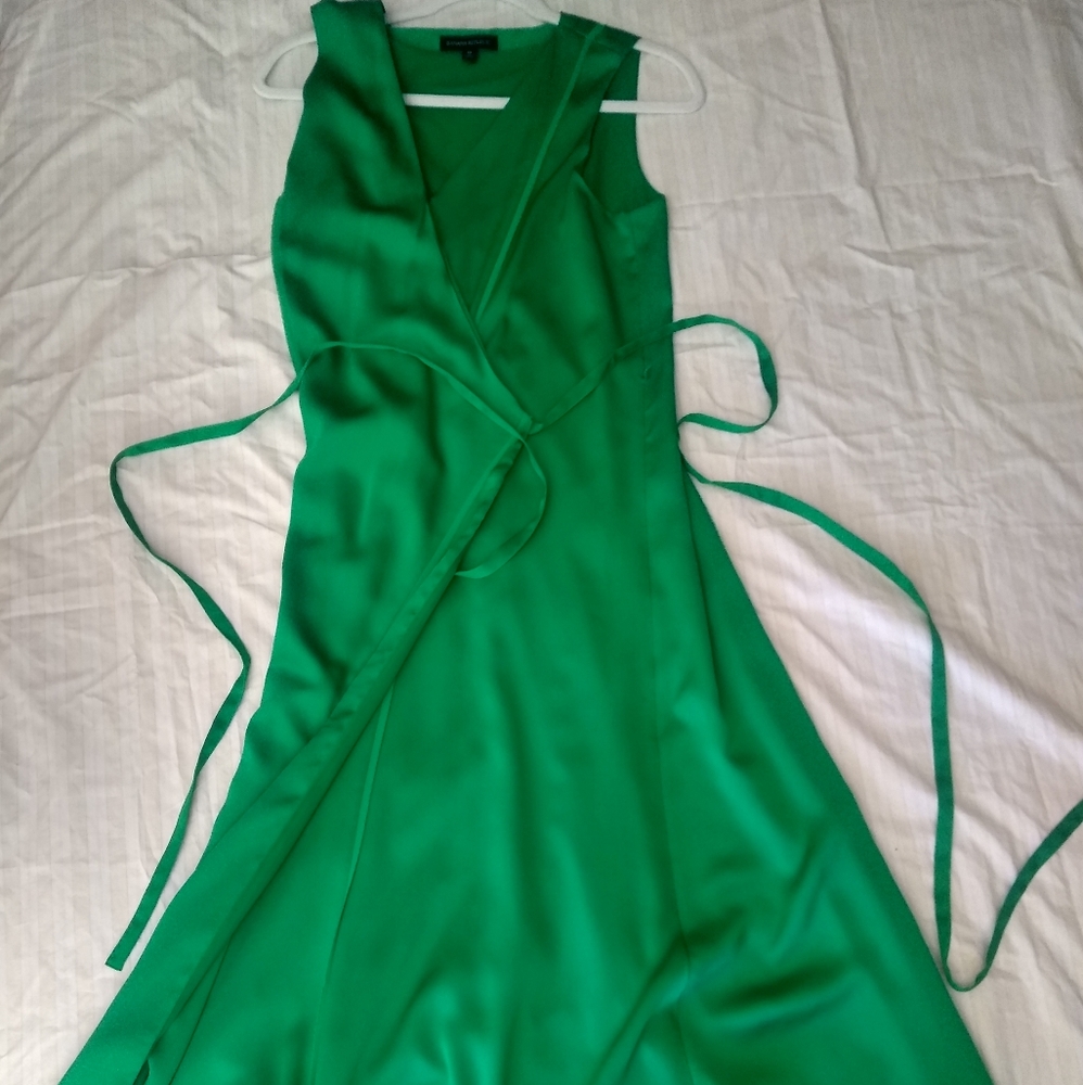 Banana Republic Sleeveless Wrap Dress